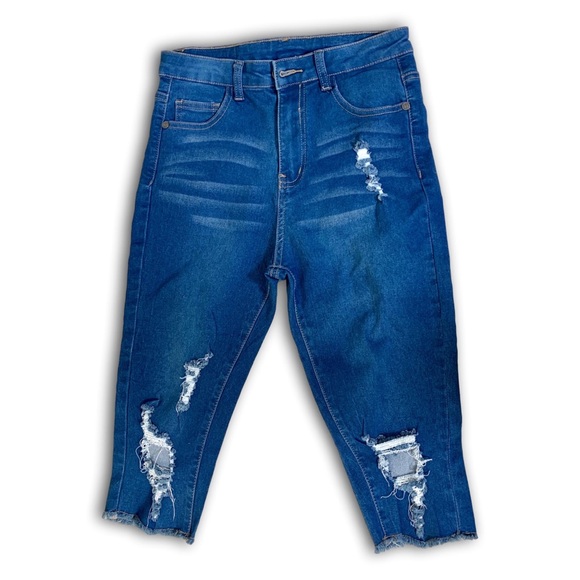 Jeggology Pants - Jeggology Capri length distressed Jeggings, NWOT